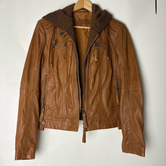 NWOT Trends Faux Leather Barcelona Jacket With Hoodie In Camel - Picture 4 of 7